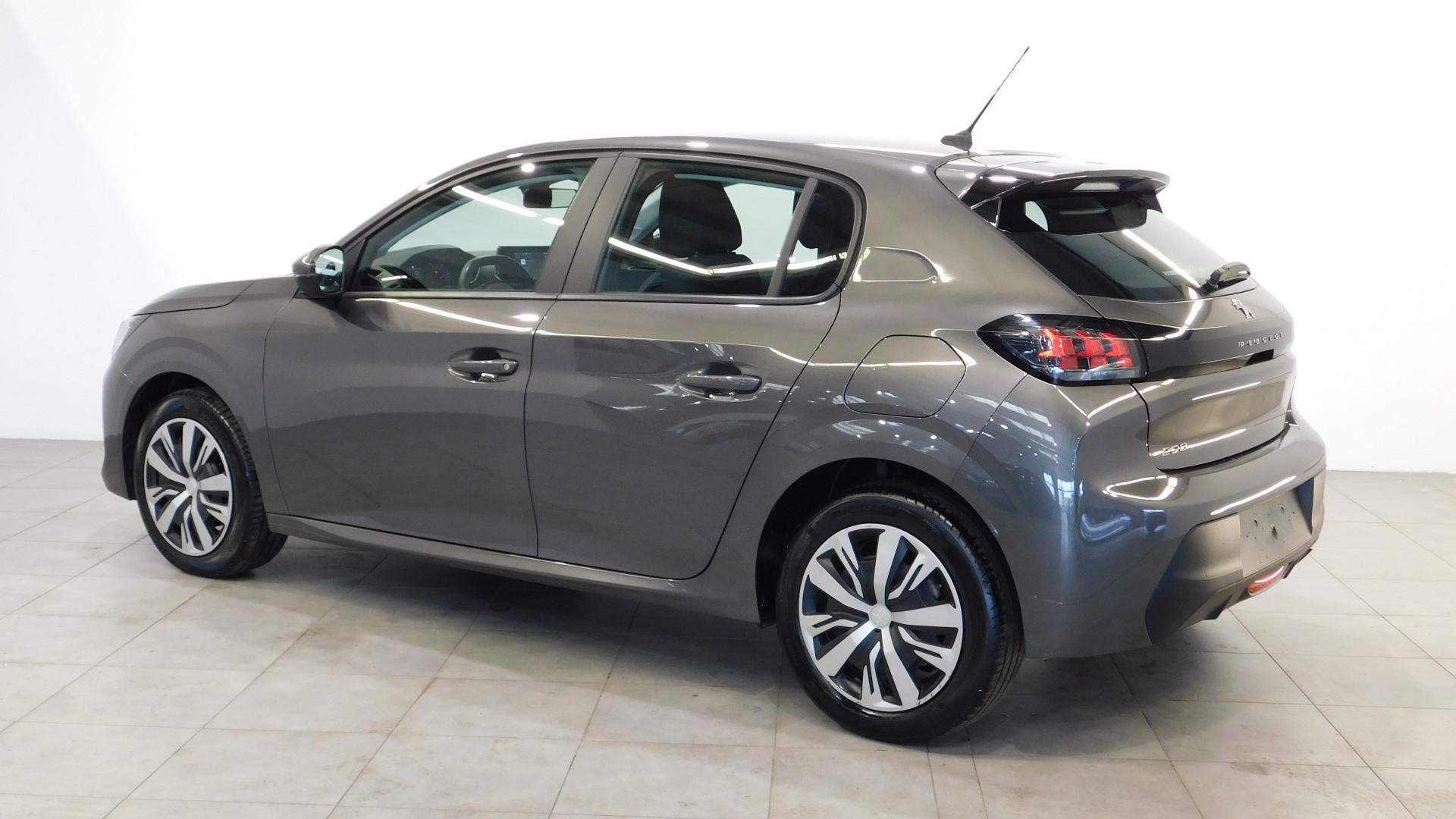peugeot-208-gris-platinium-2